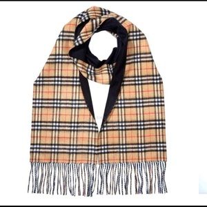 VINTAGE BURBERRY REVERSIBLE SCARF